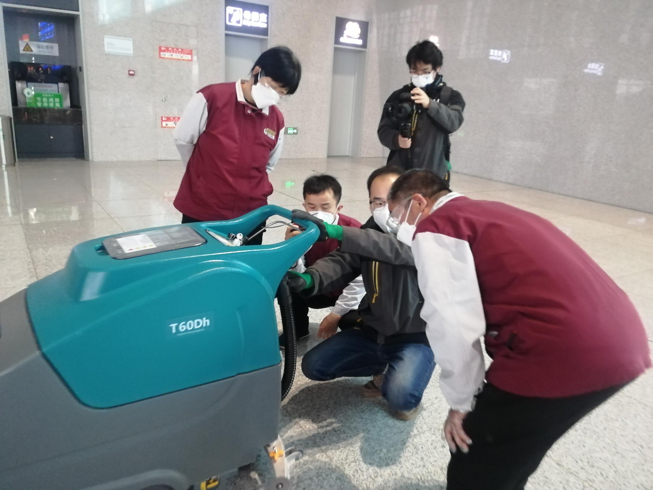 高鐵站都在用的洗地機，究竟有什么優(yōu)勢（一）