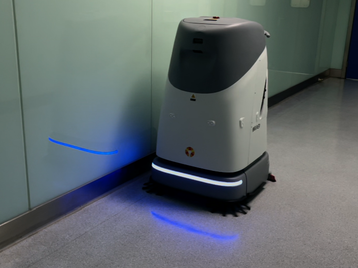 告別夜班保潔隱患！坦力工業(yè)洗地機(jī)器人堅(jiān)守崗位不“摸魚”