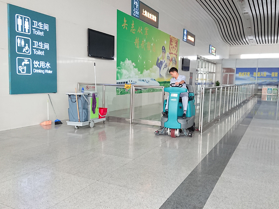 山東青島洗地機廠家哪家好？