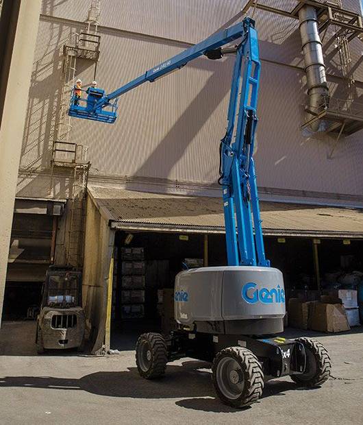 高空作業(yè)車(chē)